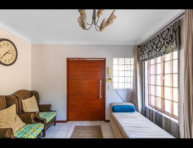 4 BEDROOM HOUSE FOR SALE IN NORTH RIDING AH